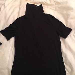 Theory Short-Sleeved Turtleneck